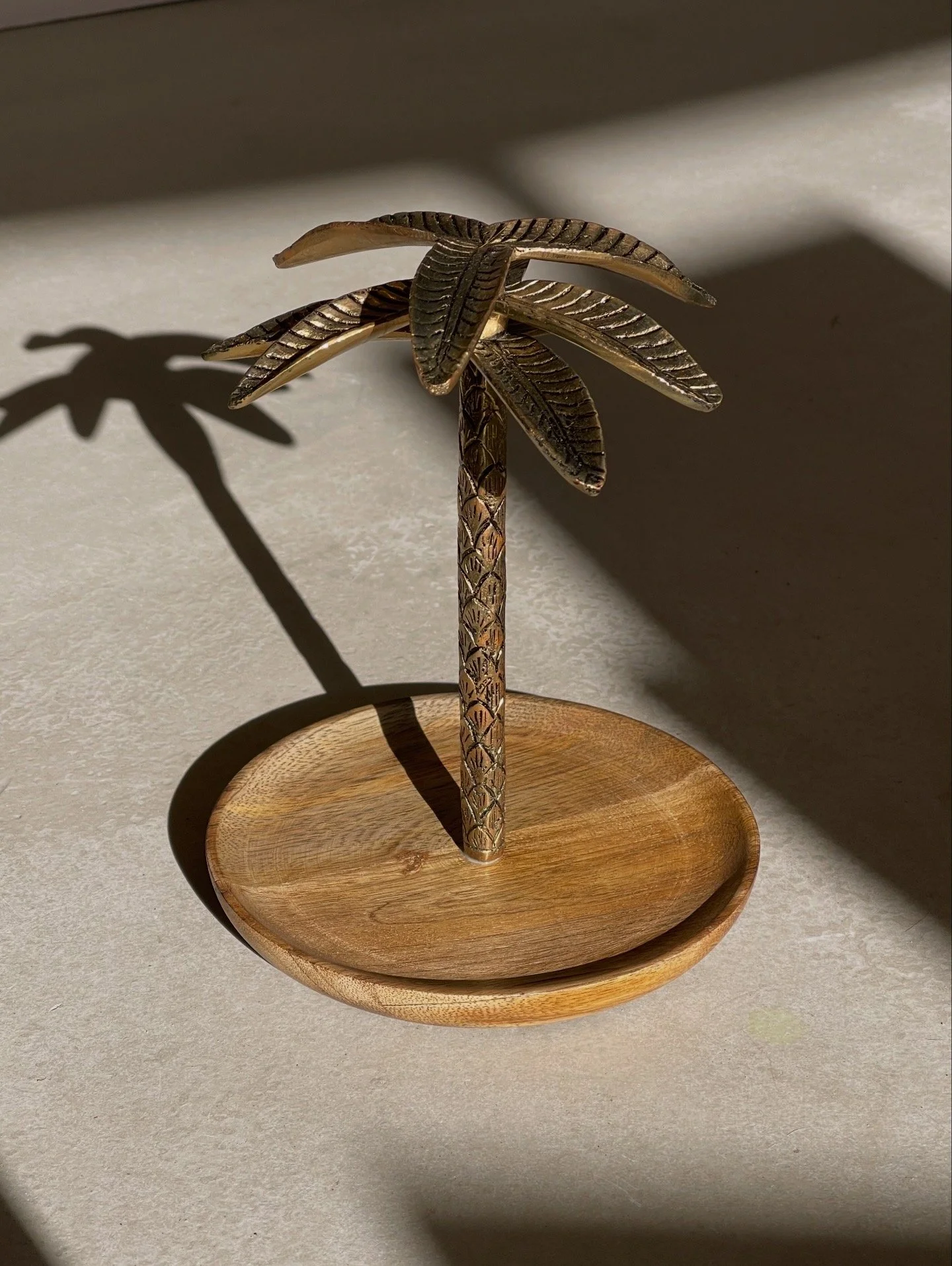 Gold palm trinket dish