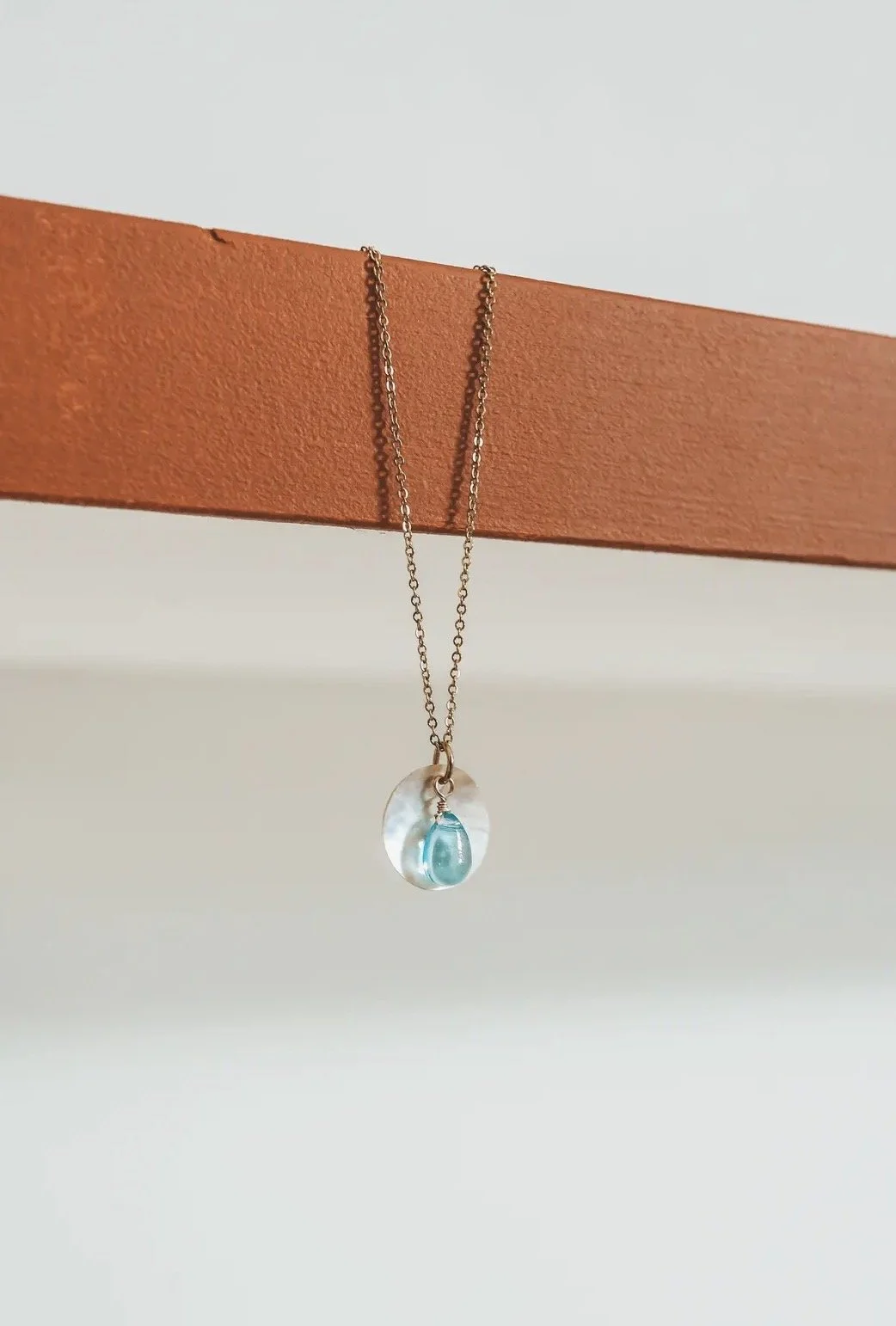 Ocean breeze glass teardrop akoya shell necklace