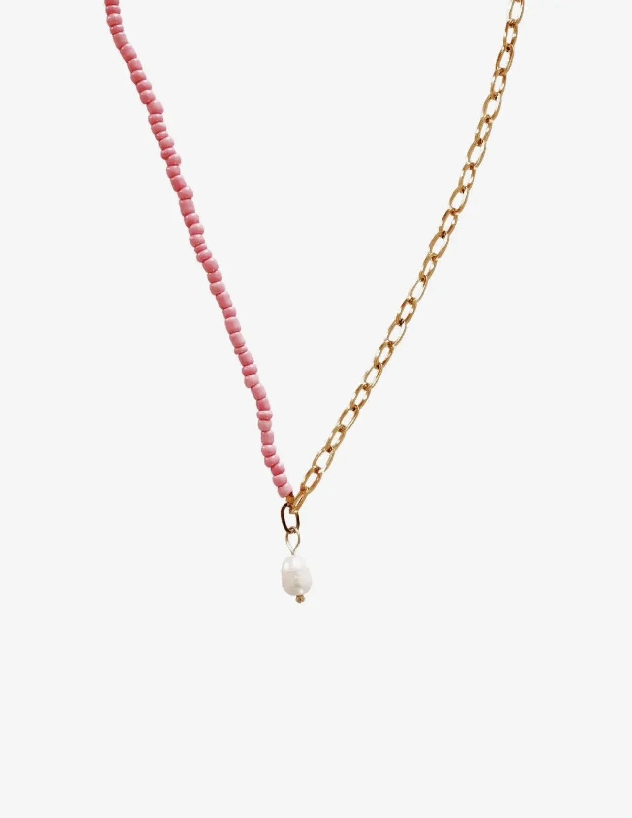 Pura pearl pink seed bead necklace