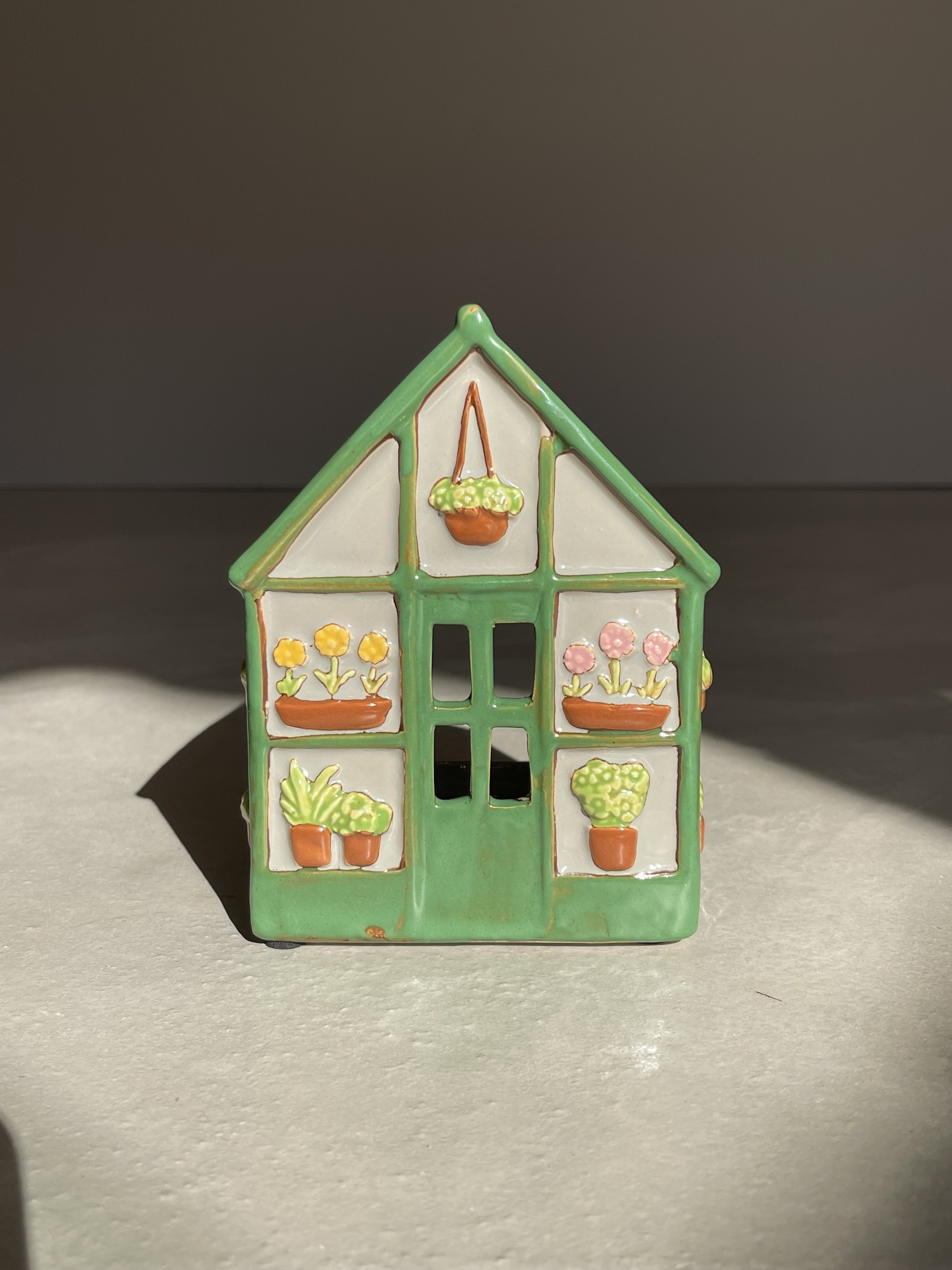 Ceramic greenhouse