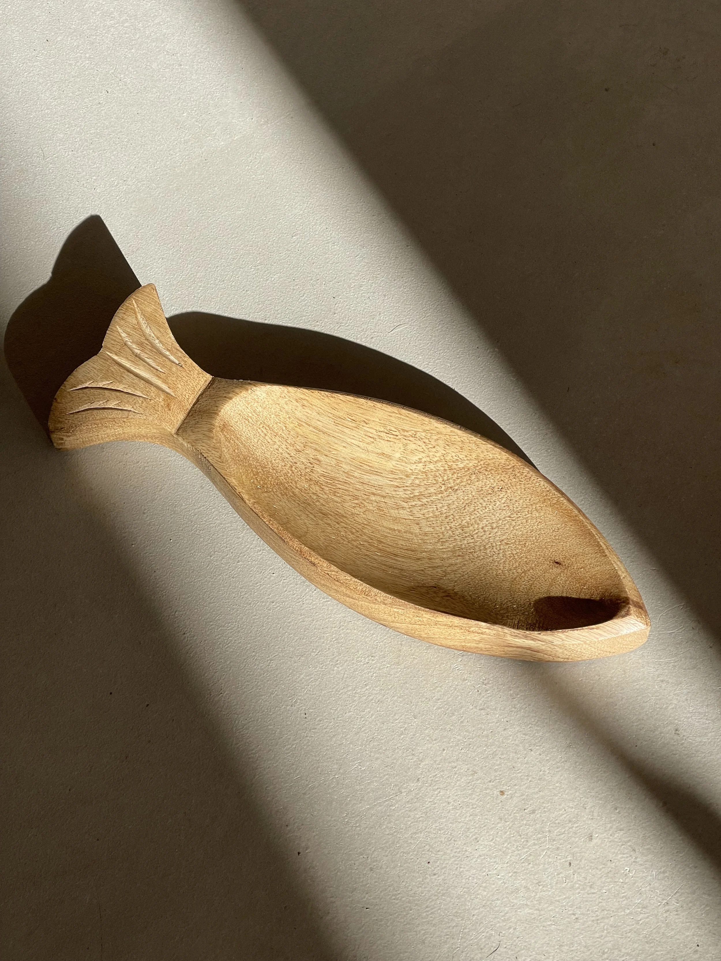 Wooden fish tray