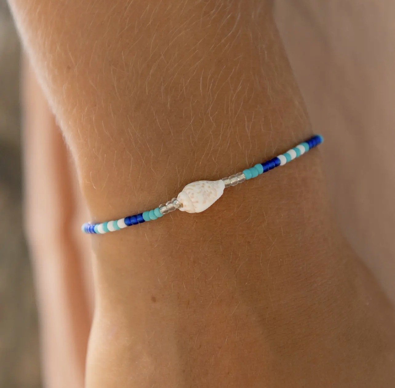 Mauna Loa adjustable beaded bracelet