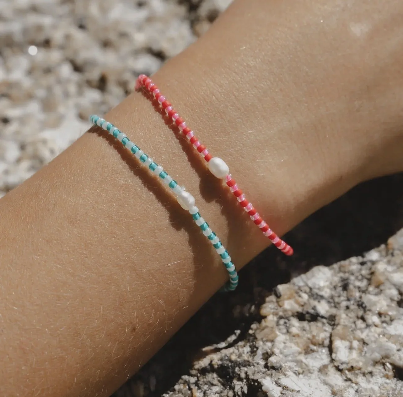 Pink and red dainty beaded bracelet