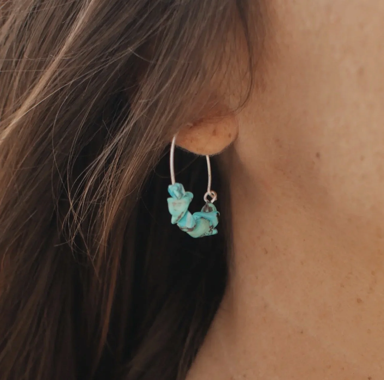 Turquoise howlite hoop earrings