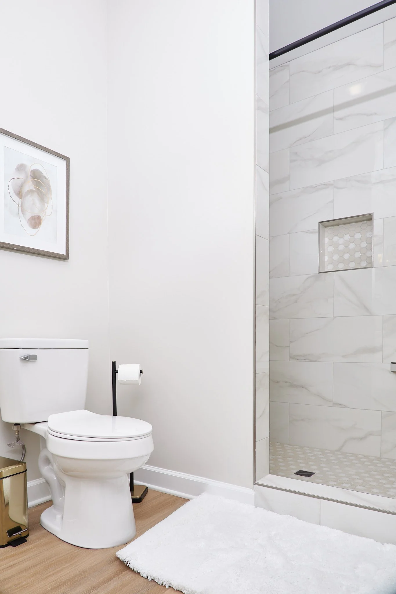 005-INT-MasterBedroomBathroom-1b.jpg