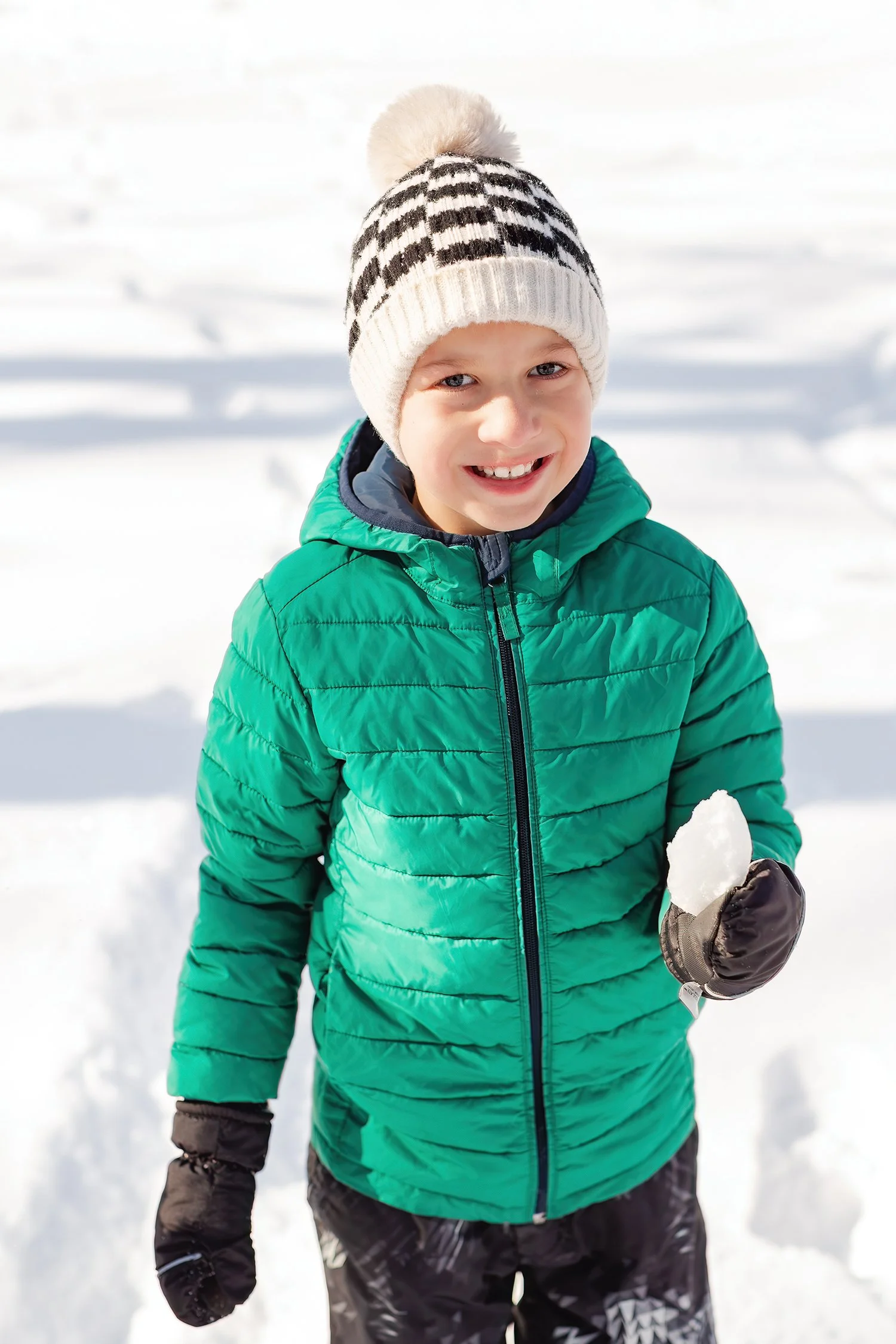 Bolivar MO family photos in the snow - 2.jpg