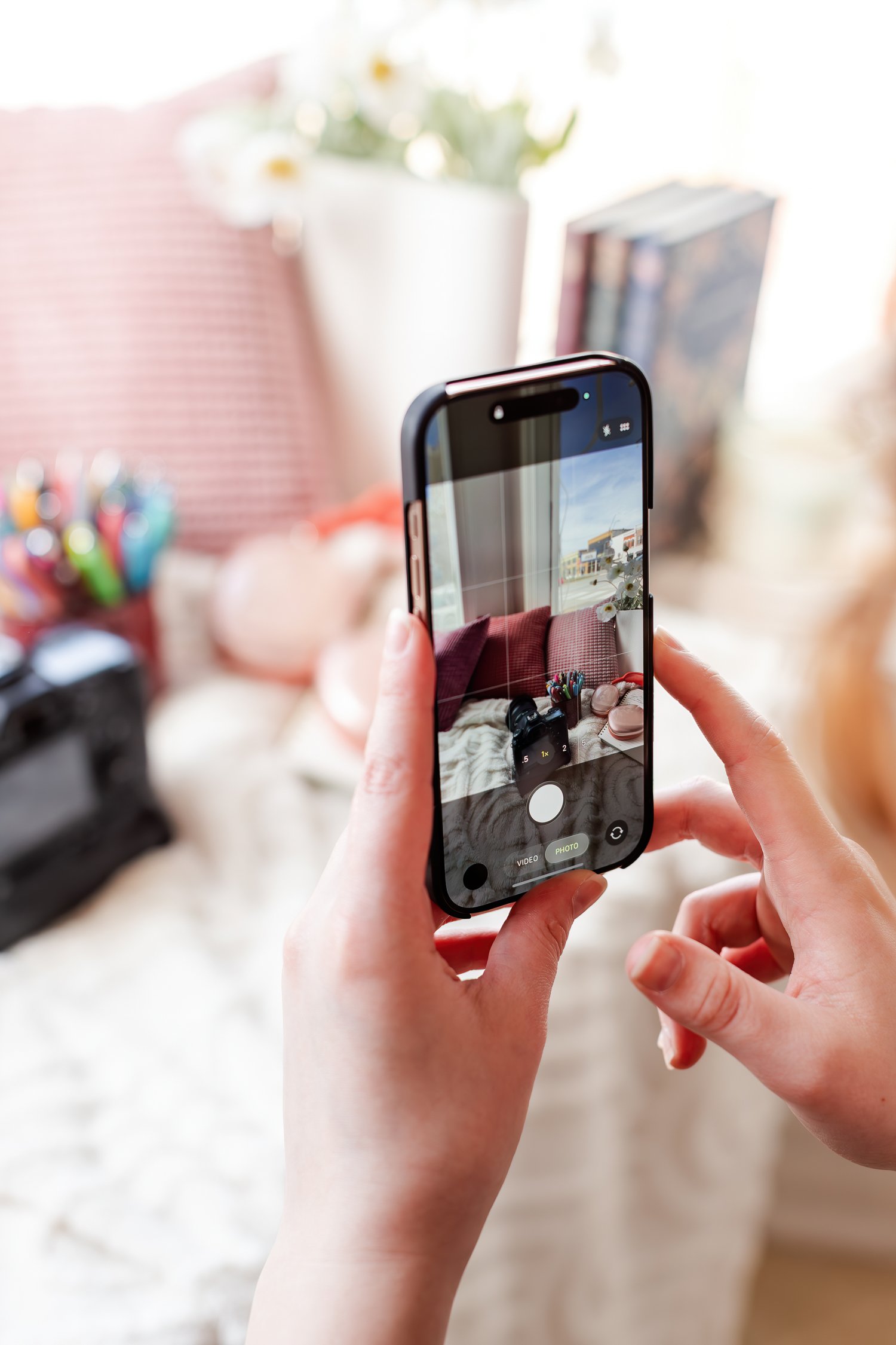 studying and writing in college with happyologie-22.jpg