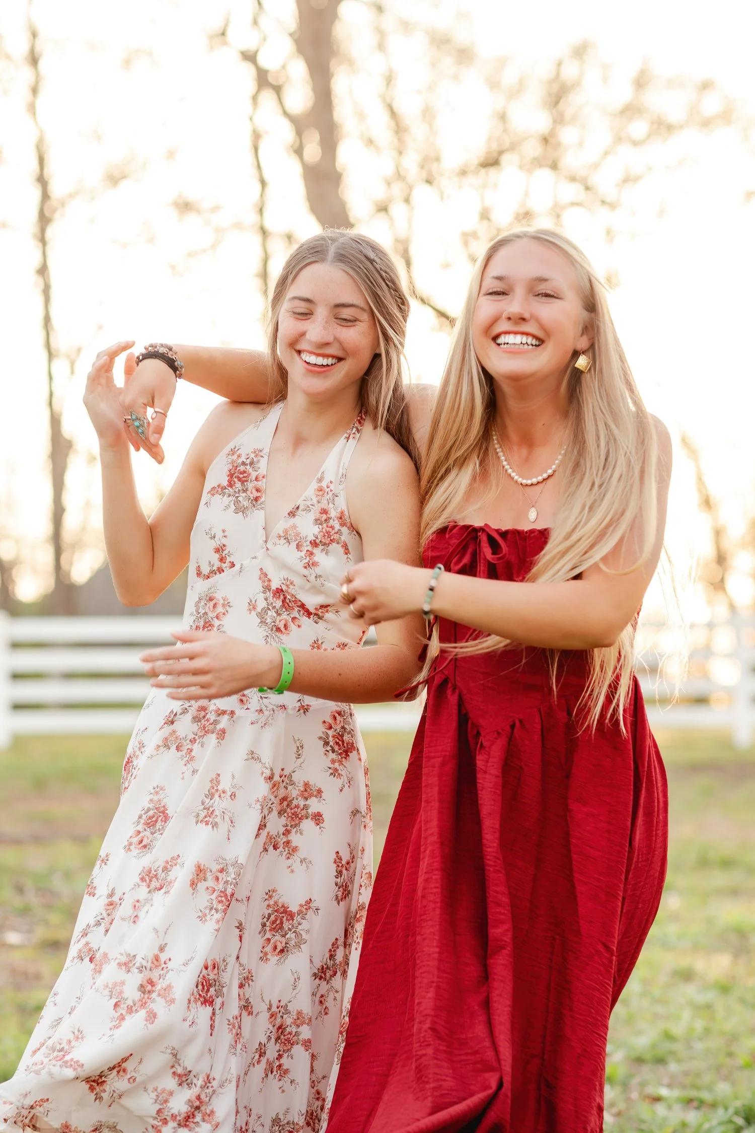 Ellaina and Tessa BFF Senior Photos | Bolivar MO Senior Photographer