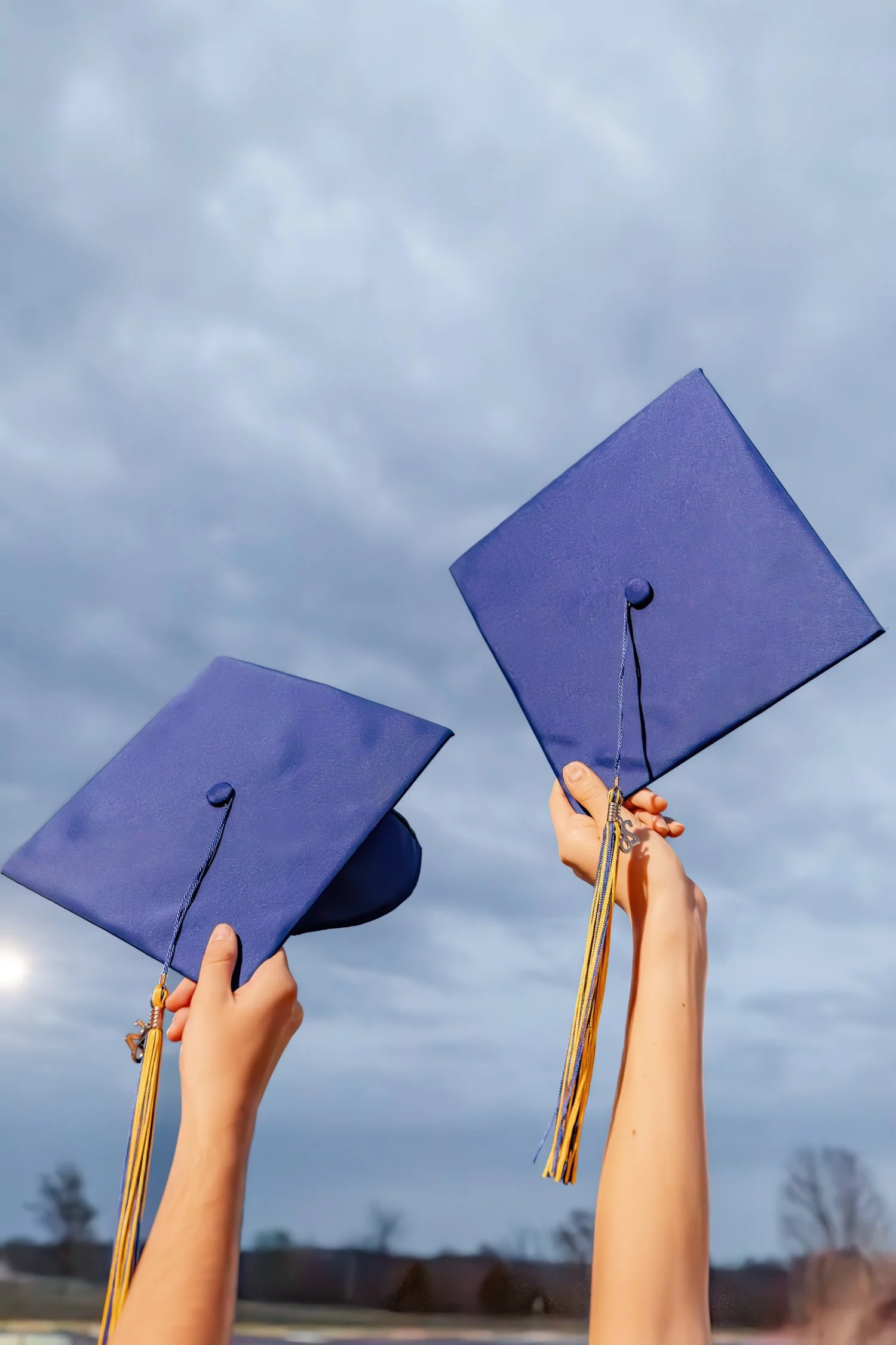 bolivar-mo-senior-cap-and-gown-photos-class-of-2026-bolivar-high-school-28.jpg