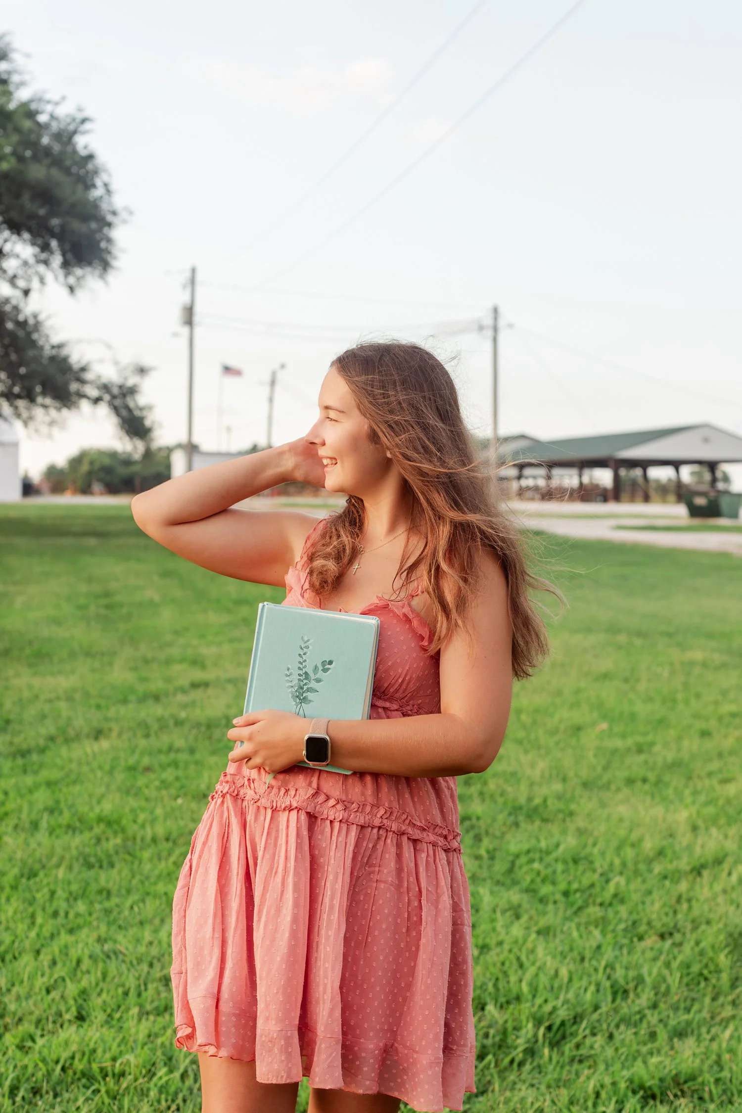 cowboy-boots-senior-pictures-arralyn-bolivar-mo-18.jpg