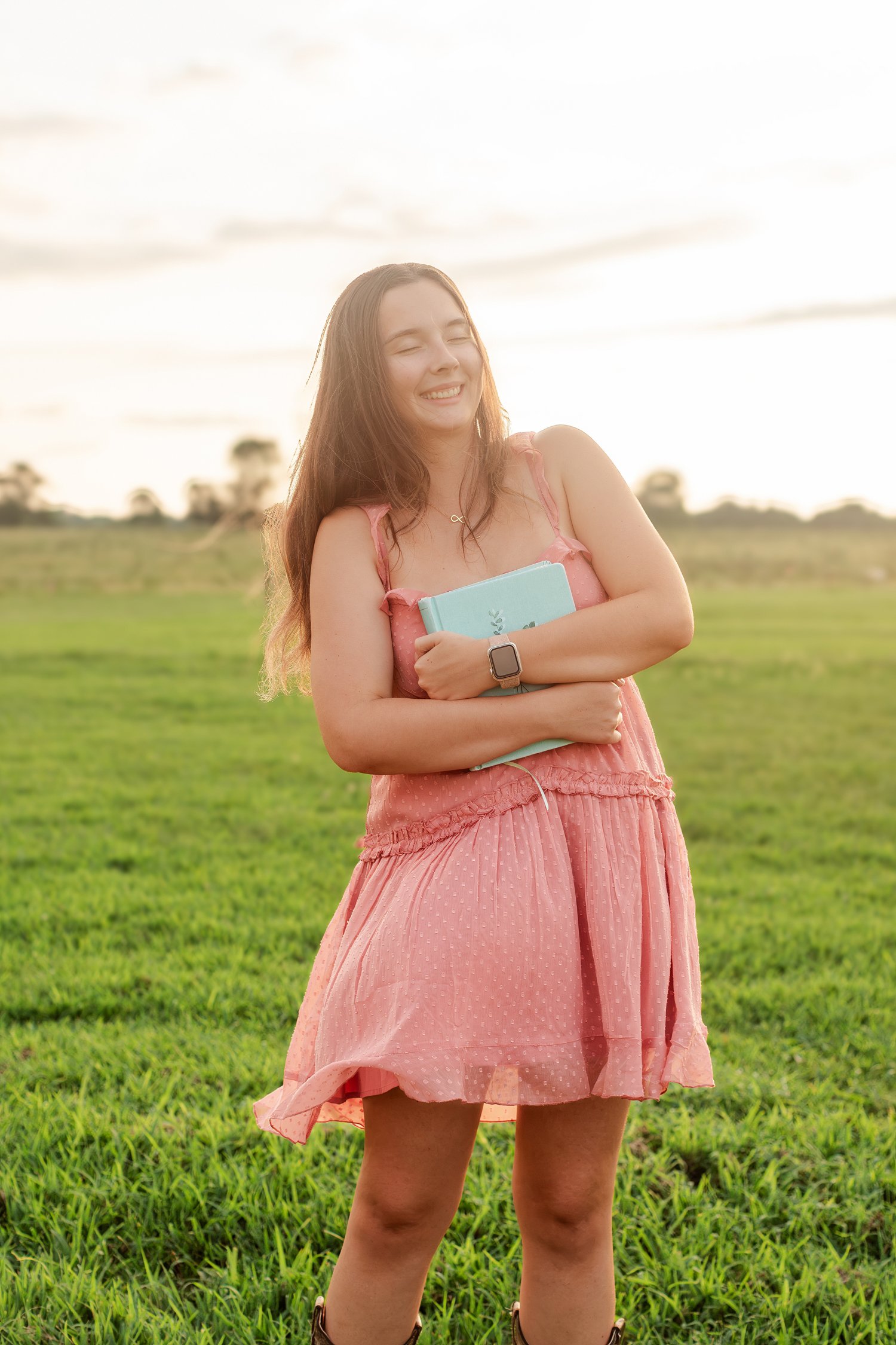 cowboy-boots-senior-pictures-arralyn-bolivar-mo-21.jpg