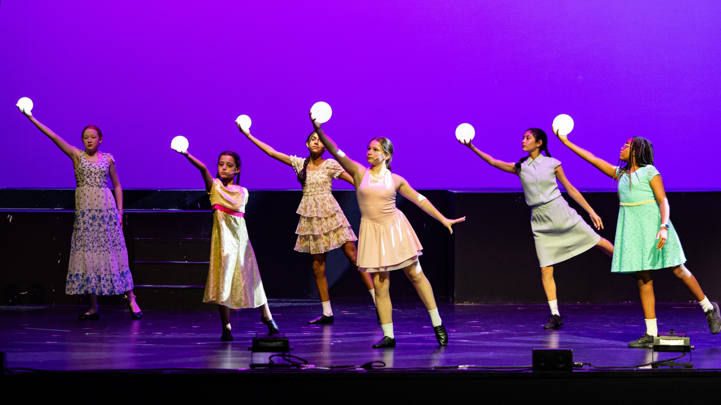 2025 Willy Wonka Performance-8404.jpg