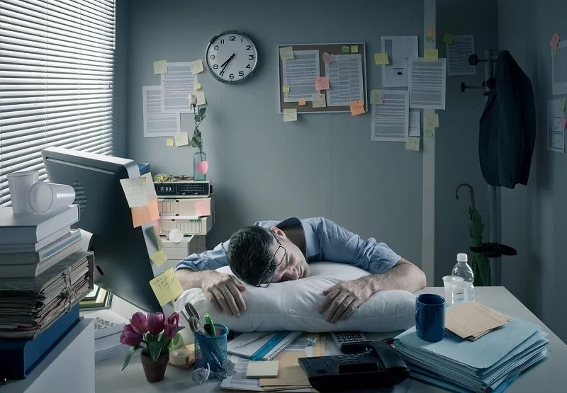 Work Addiction: Understanding the Causes, Signs, and Path to Recovery ...