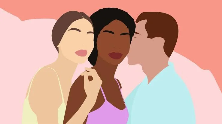 Open Relationship vs Polyamory: What's the Difference