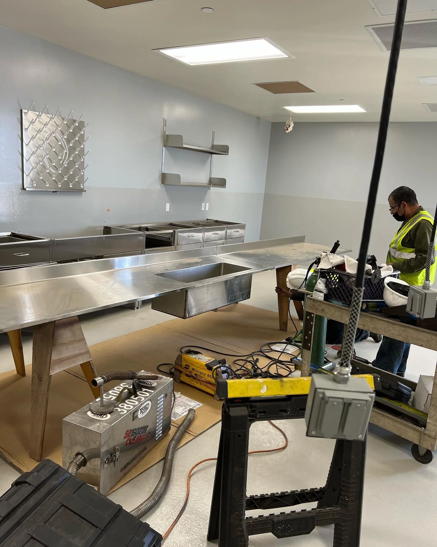 Finished up another countertop welding job at a lab. Thankfully there was plenty of room to flip it over and hammer the underside to help achieve a clean finish. Came out great. #countertop #sheetmetal #stainlesssteel #fabricator #madeintheusa #jobsh
