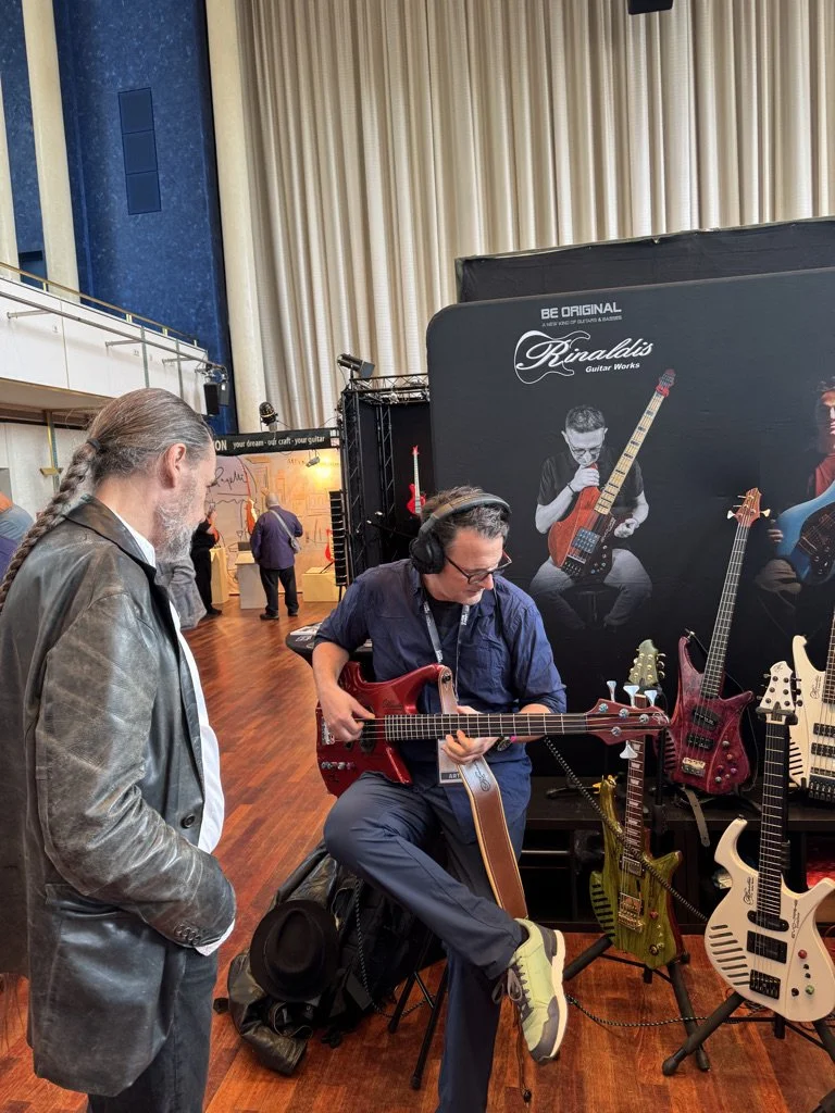 Jonas Hellborg René Lozynski Guitar Summit 2025 Rinaldis Guitar Works & Dogal Strings