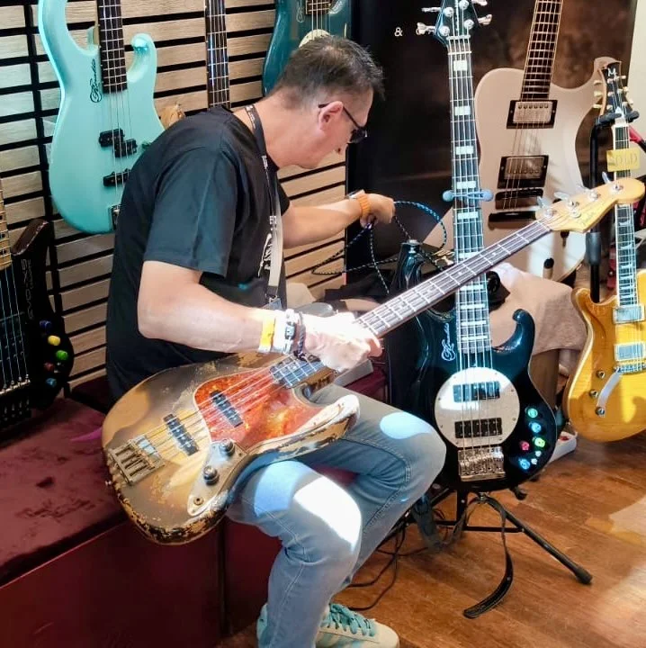  Guitar Summit 2024 Bobby Vega Jazz Bass