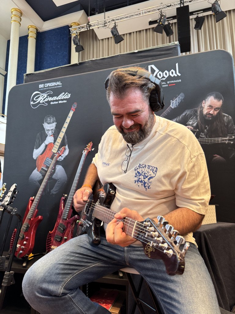 Guitar Summit 2025 Rinaldis Guitar Works & Dogal Strings