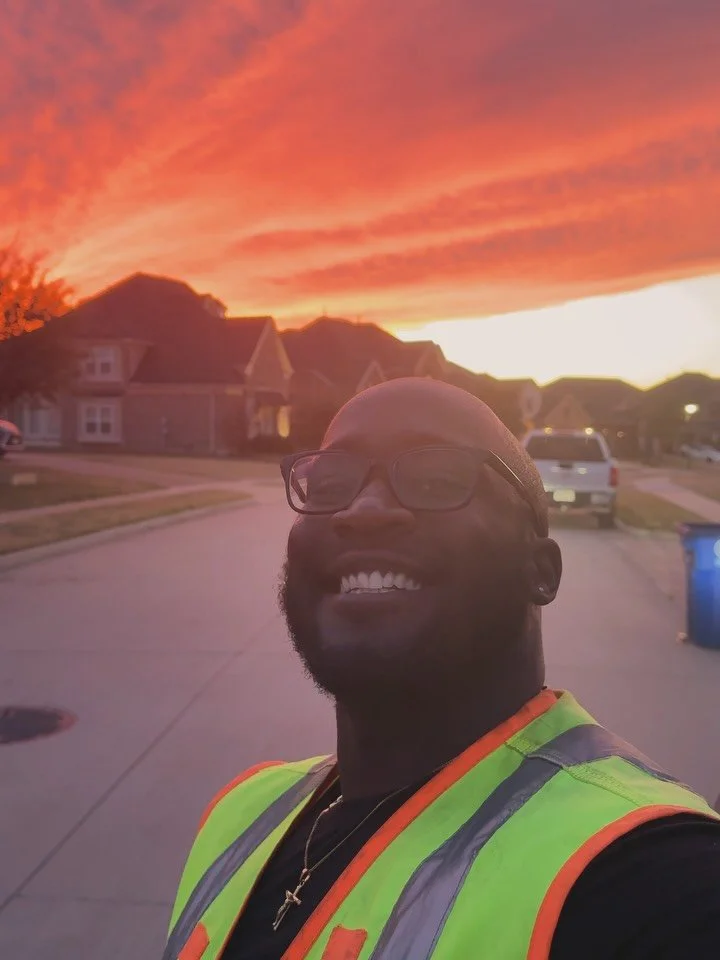 January dump, I can&rsquo;t believe it almost Valentine&rsquo;s Day already 

🌅 Beautiful work sunset 
🛝 Fun at the park 
🏠 Hail Damage 
❄️Sledding with my boy 
🚗 Pilot against sunset 
👧🏽Amari spotting us after Sunday school 
🐶One of the puppi