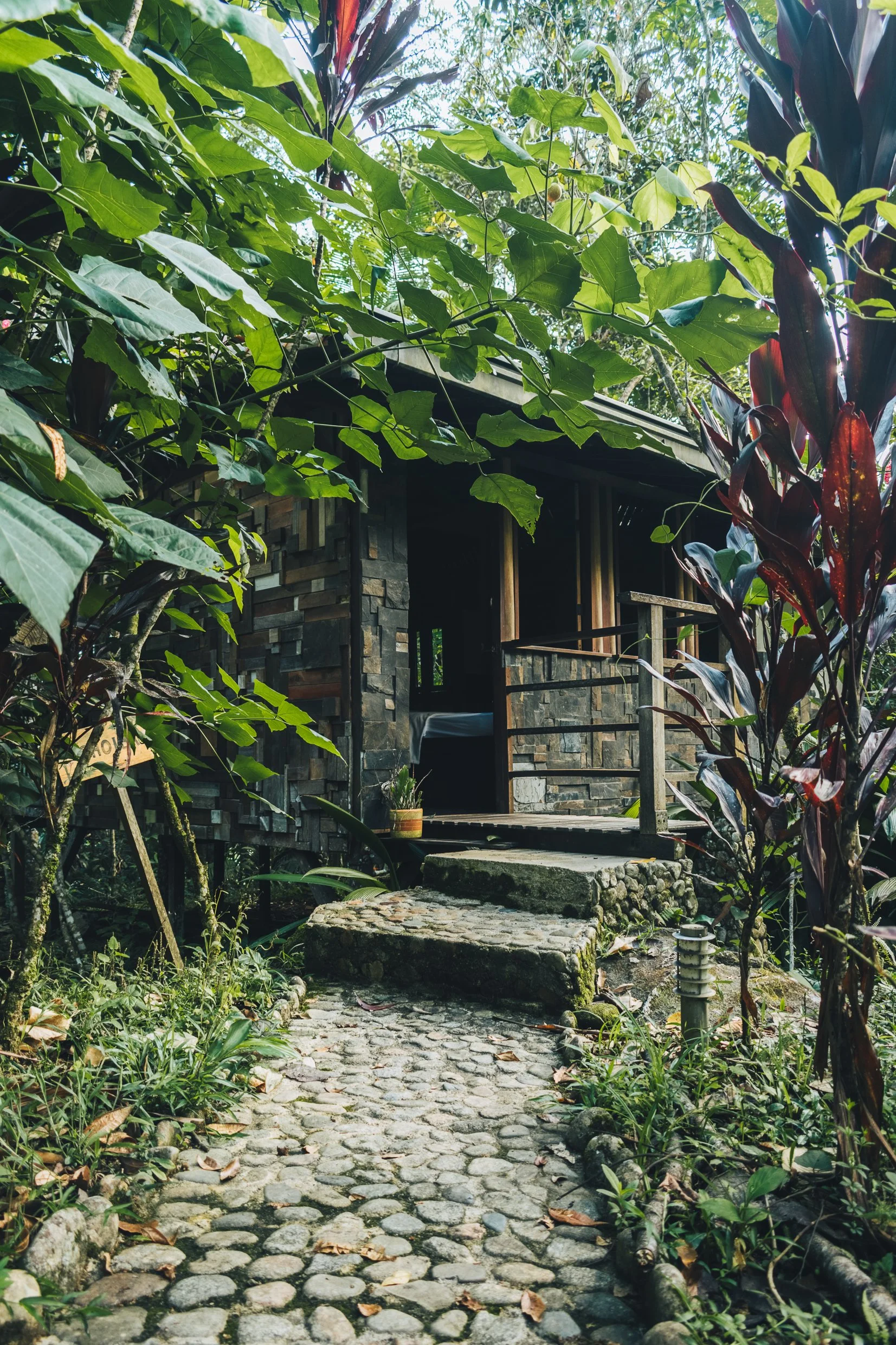 Cozy cabin in nature near Medellin