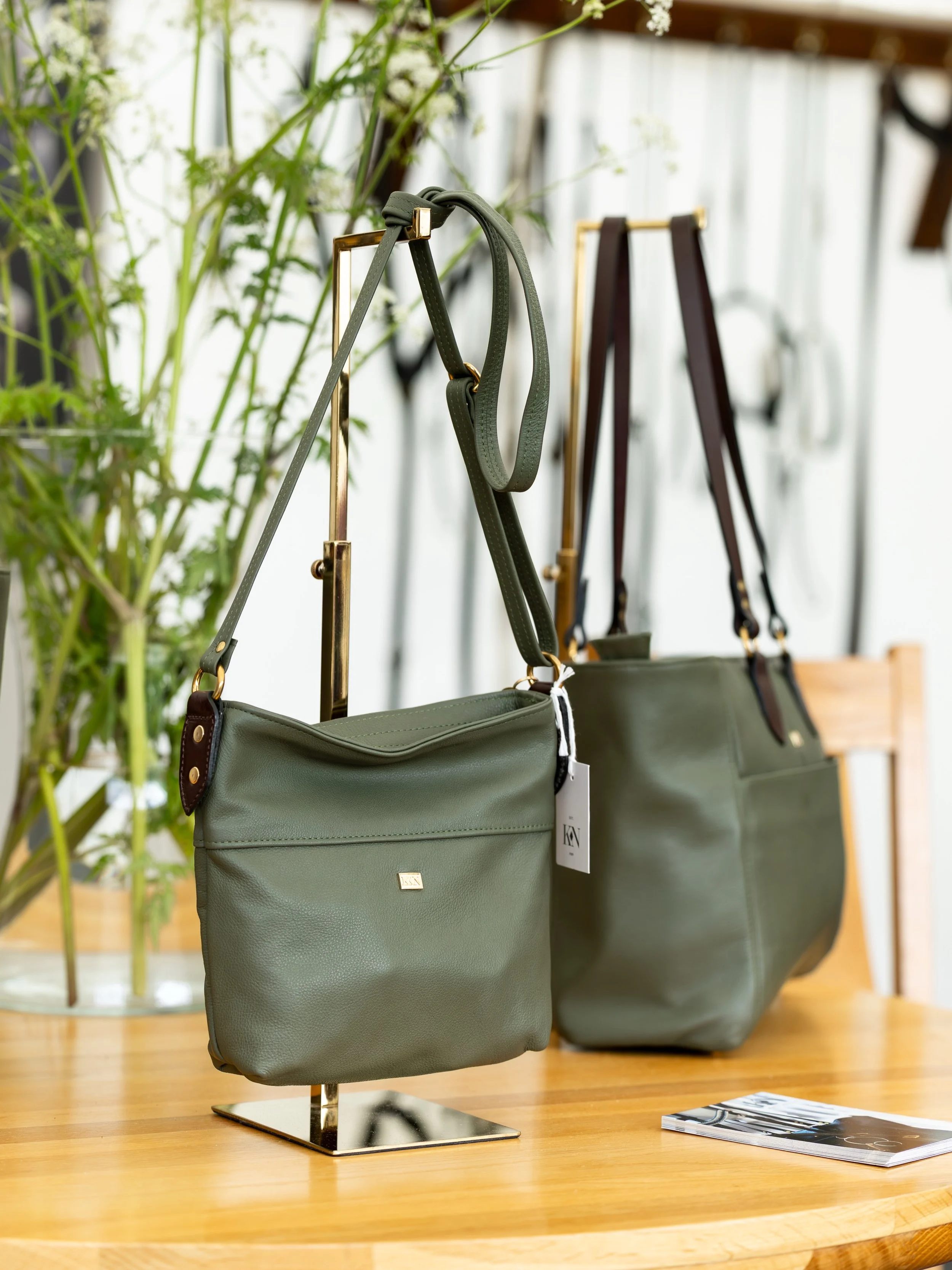 Following a successful launch at Badminton, our new collection of Olive handbags are now available to purchase online.

Shop now via our website.

#katenegus #katenegussaddlery #katenegushandbags #leatherhandbags #newcollection