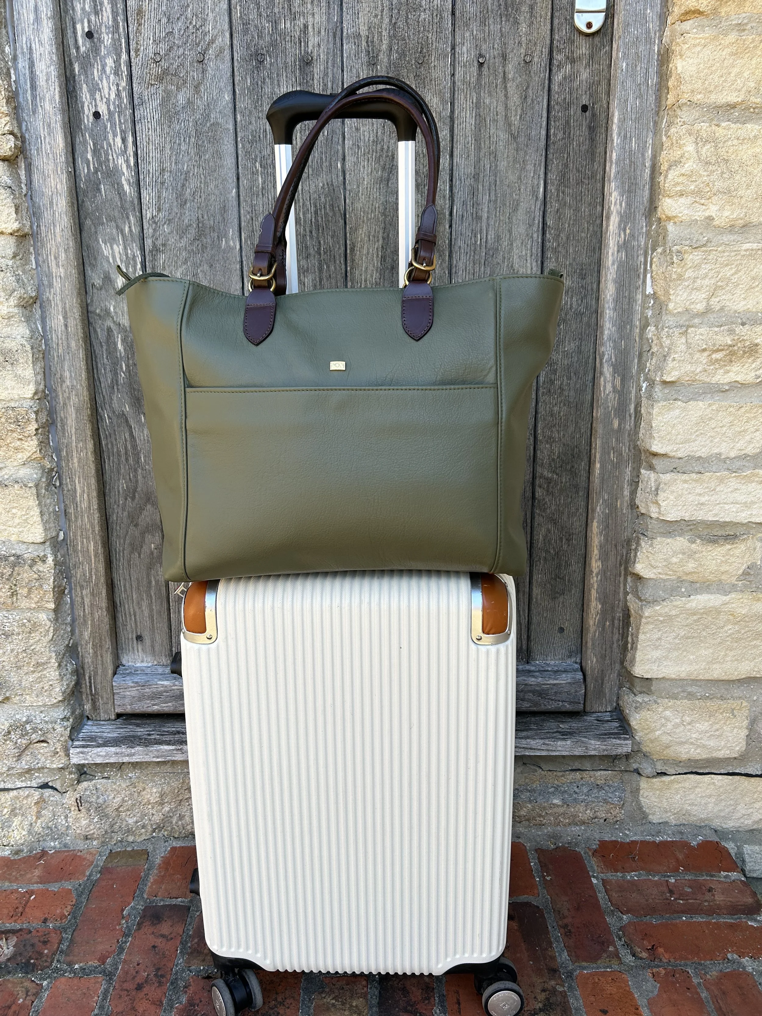 Gat Olive on case Front.jpeg