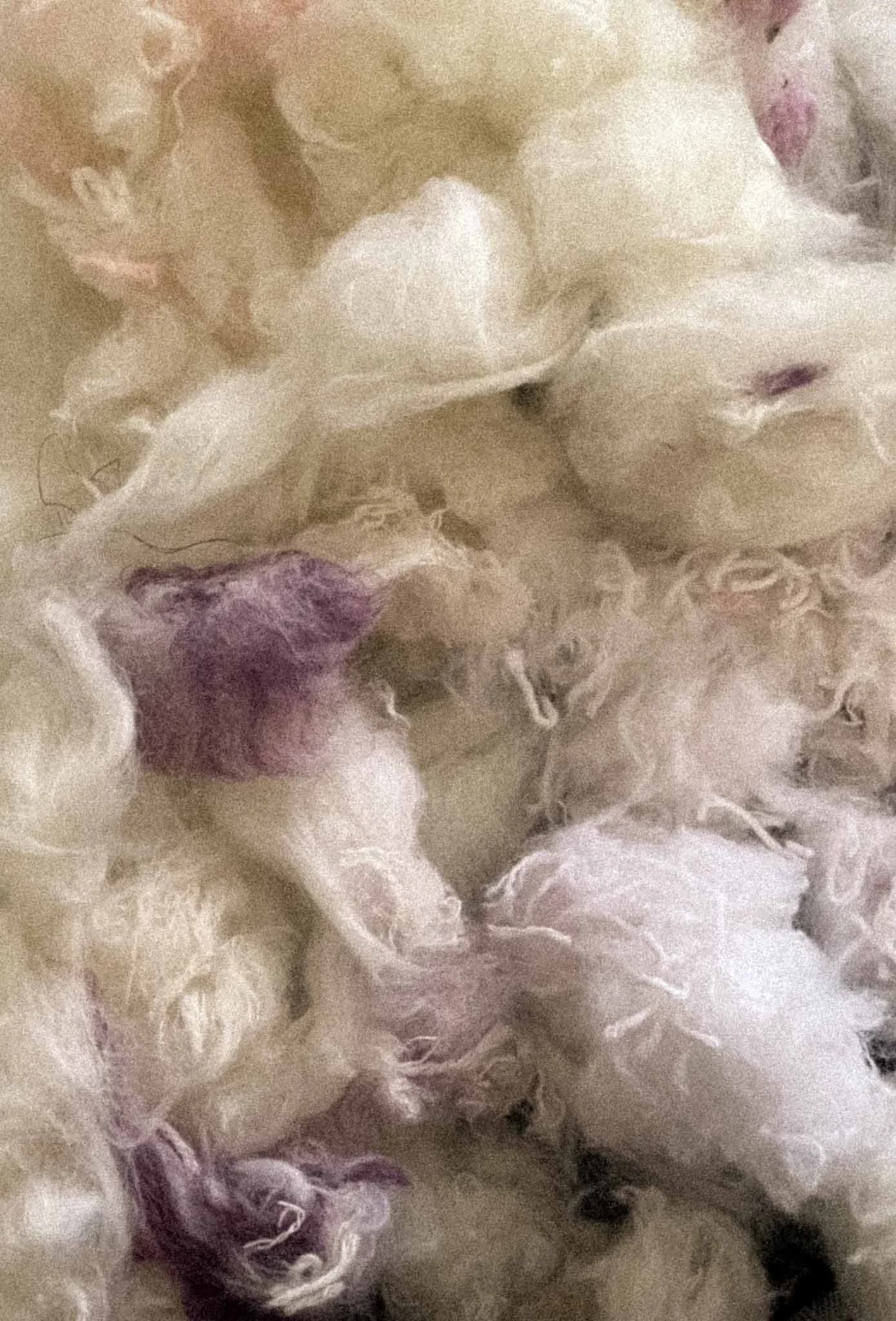Hand-brushed wool padding, made of yarn waste