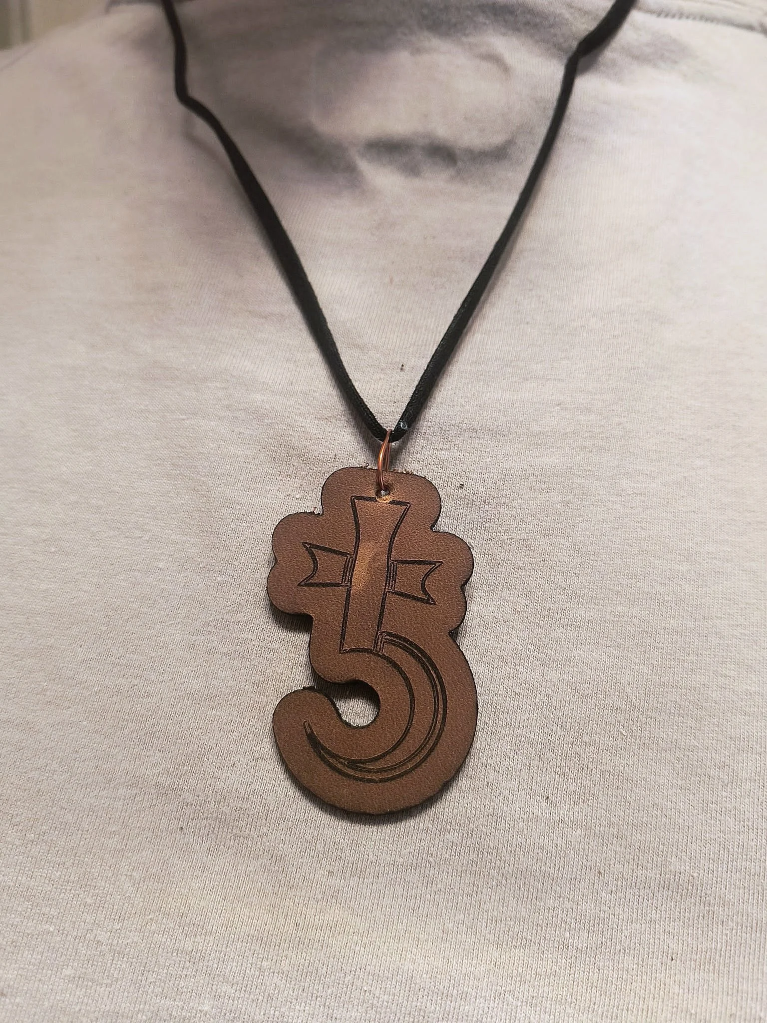 Saturn Pendant