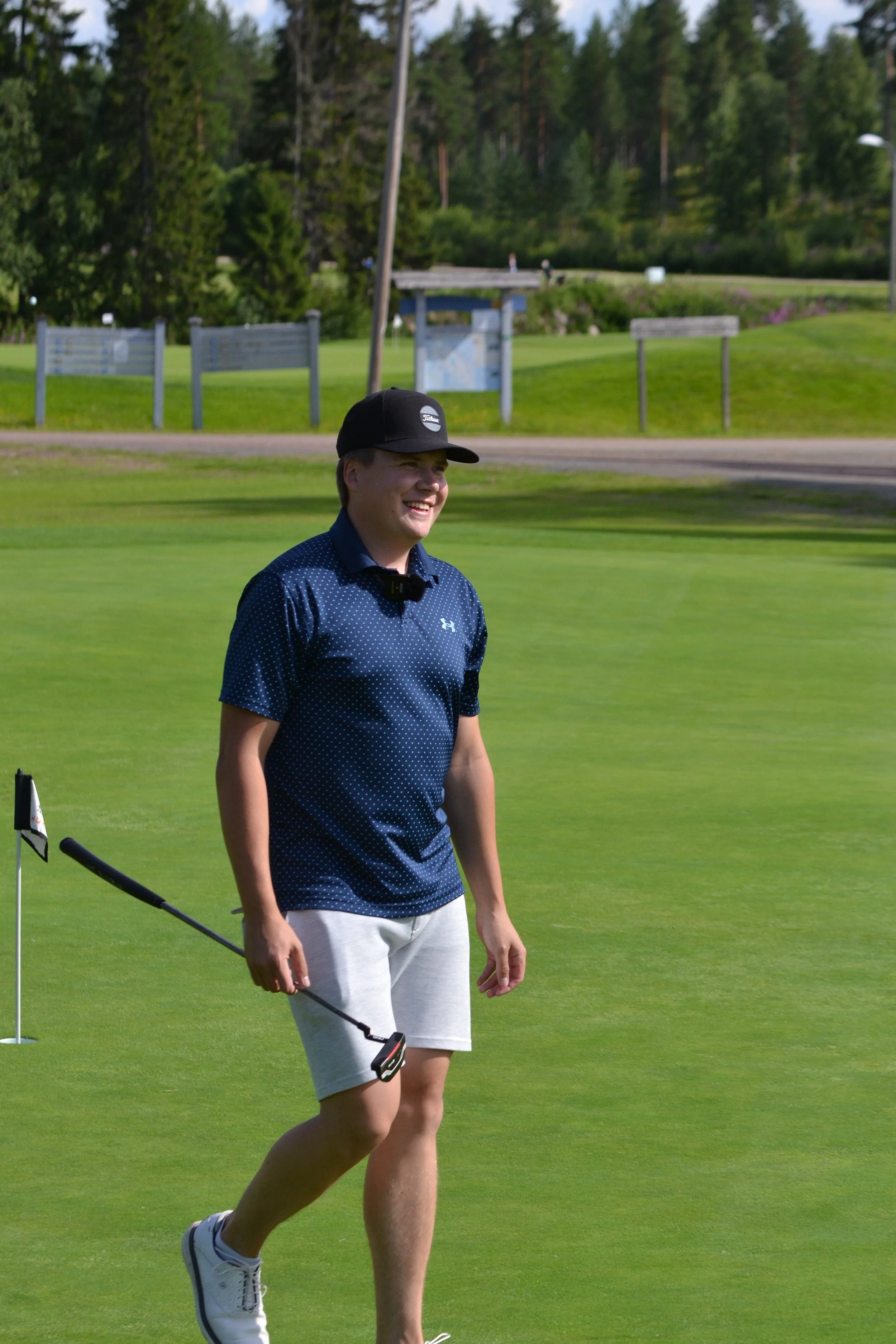 Niinigolfin juontaja ja perustaja golfkentällä – kilpailullinen golf ja Comeback 2026 -projekti