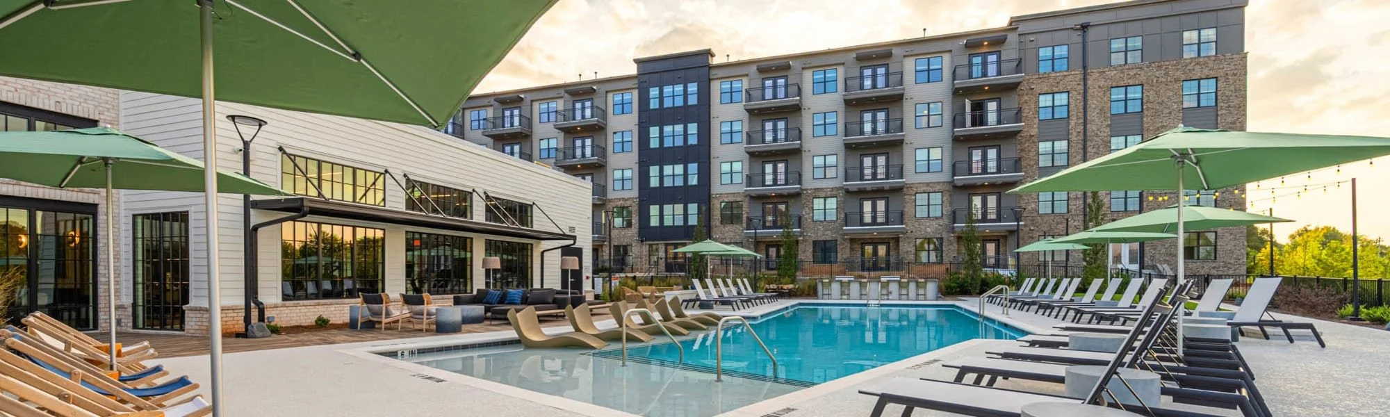 JWCM Vivian DST - Exterior 2