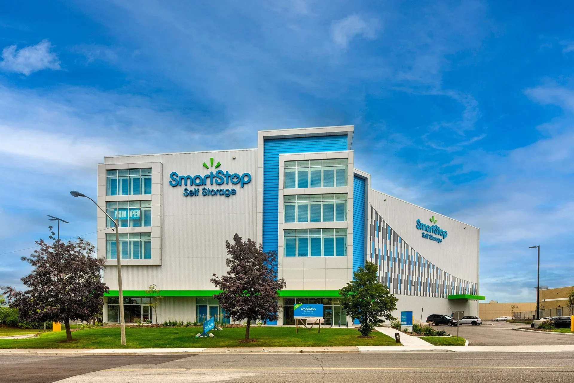 SmartStop: Blue Door Property III DST - Exterior Image 3