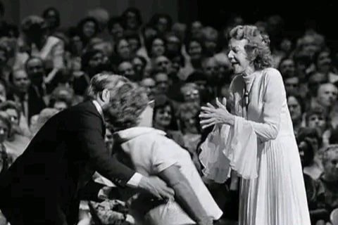 Who was Kathryn Kuhlman? 