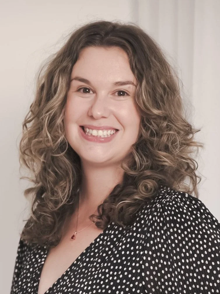 Jocelyn Courneya Headshot Portrait