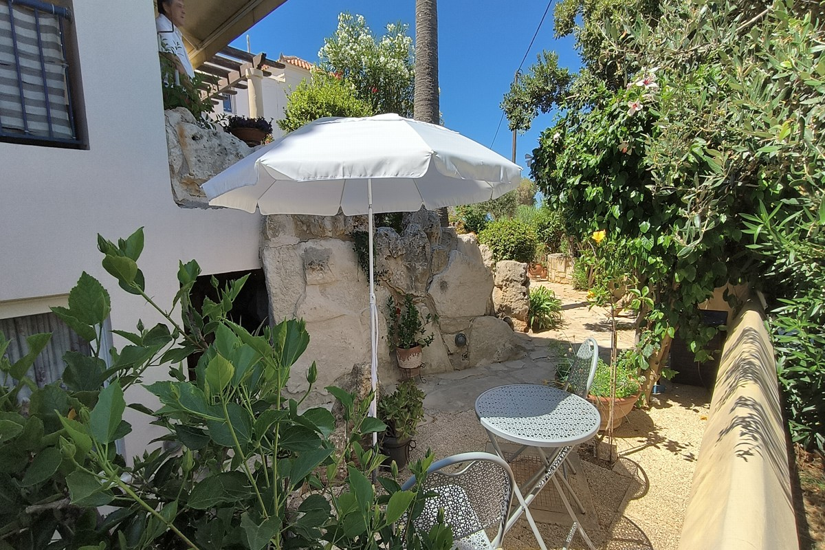 Beachfront-Furnished-Residence-in-Maleme-51.png