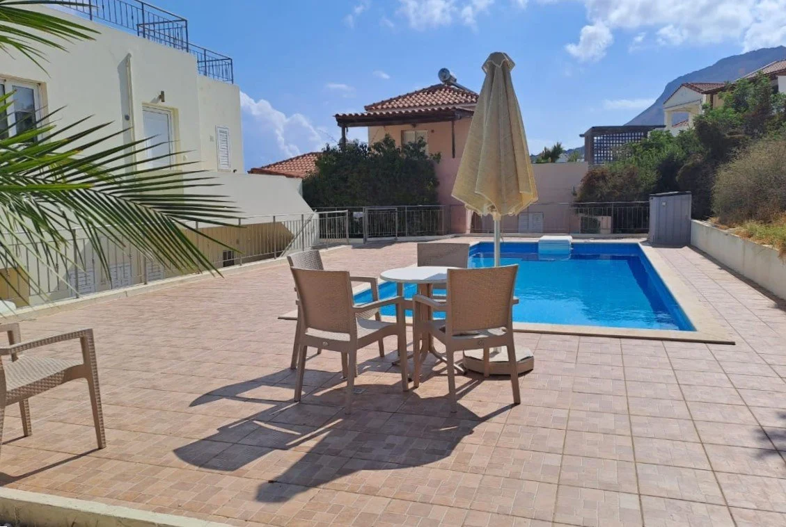 apartment-for-sale-in-plaka-6.jpg