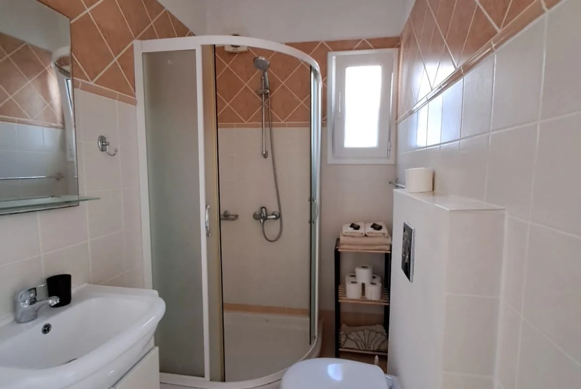 apartment-for-sale-in-plaka-1-1.jpeg