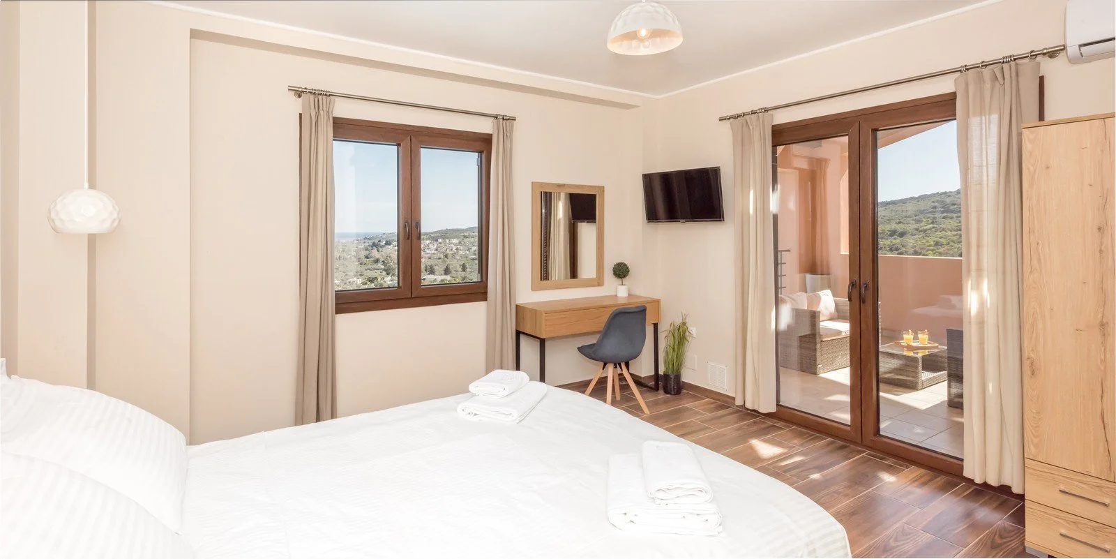 villa-for-sale-neo-chorio-1.jpg