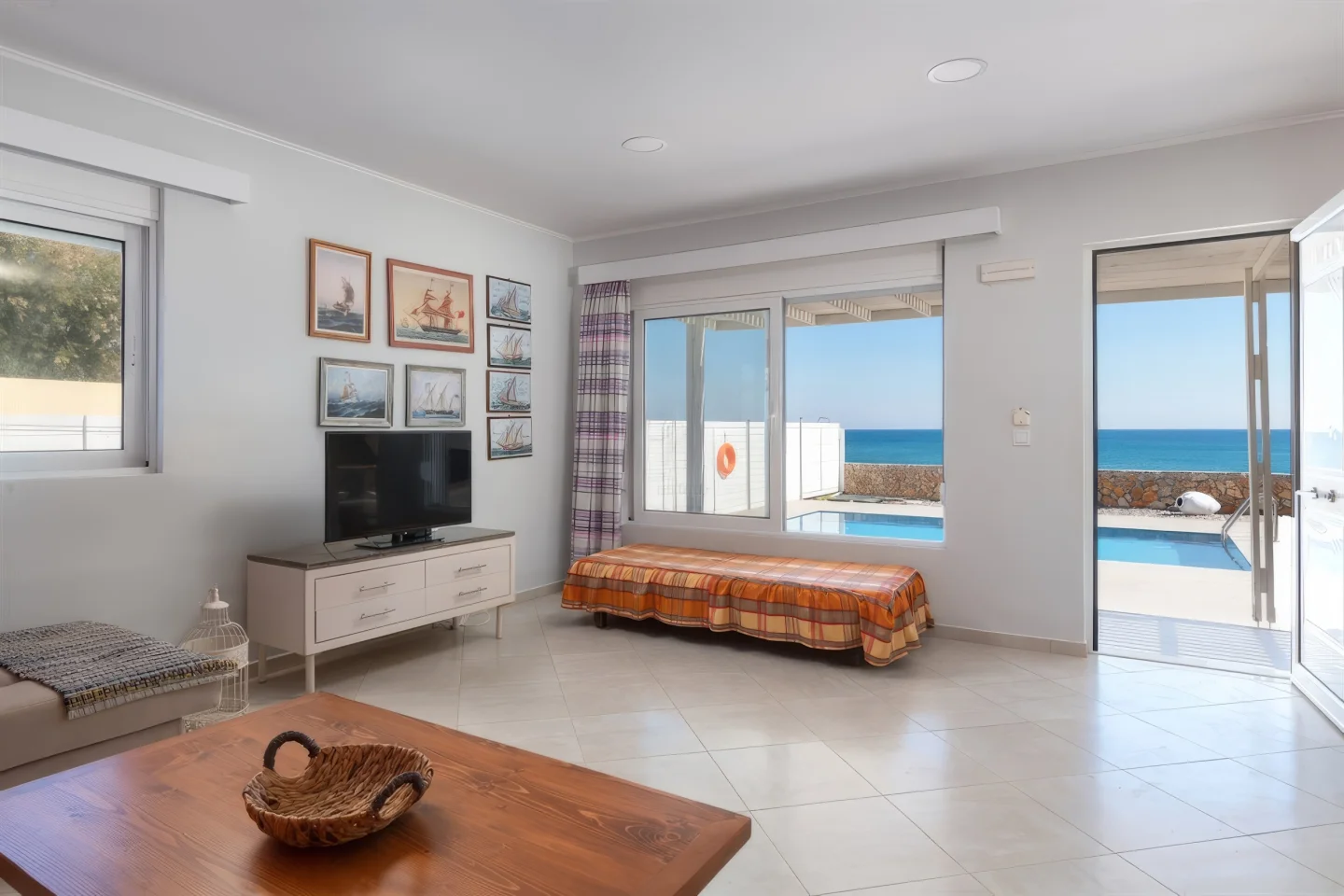 Property Pictures_Aegean Islands_Beachfront Villa in Lachania_Elxis At Home in Greece_Beachfront-Villa-Lachania_2a.png