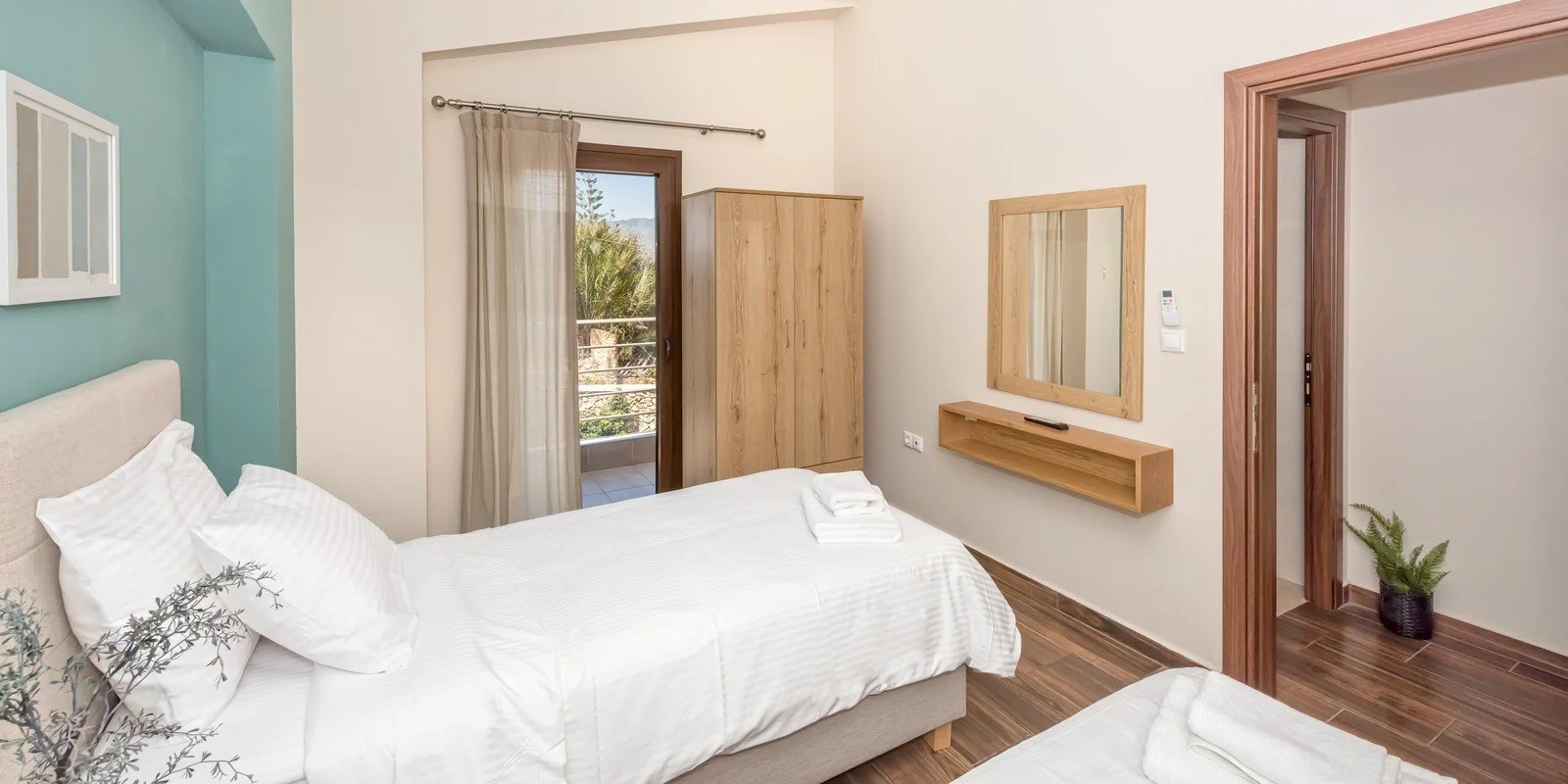 villa-for-sale-neo-chorio-7.jpg