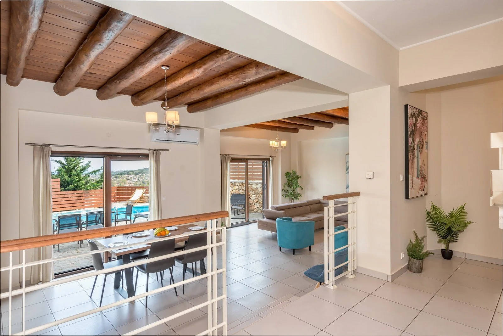 villa-for-sale-neo-chorio-33.jpg