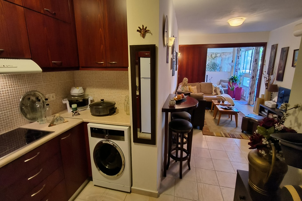 Beachfront-Furnished-Residence-for-Sale-in-Maleme-8.png