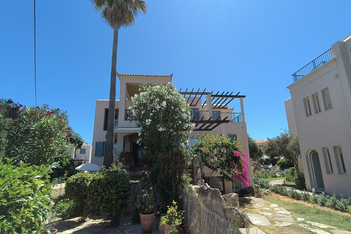 Beachfront-Furnished-Residence-in-Maleme-60.png