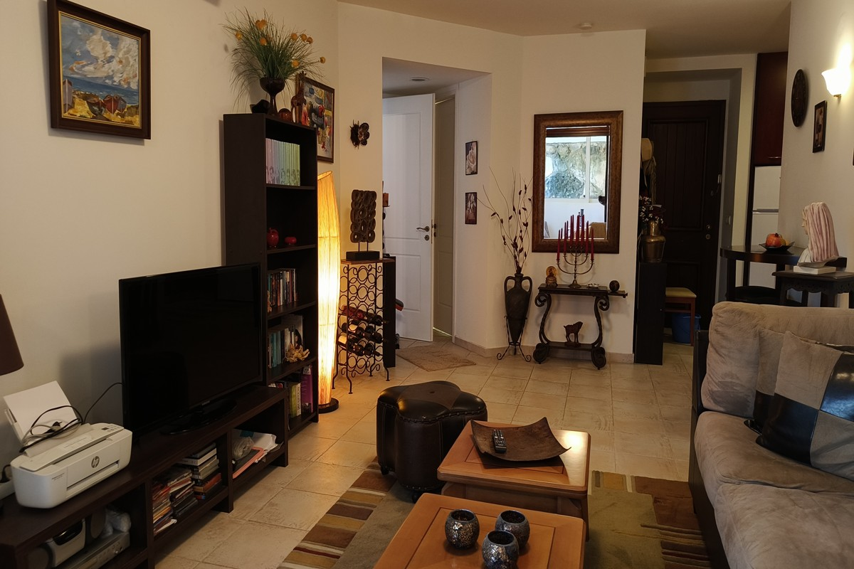 Beachfront-Furnished-Residence-for-Sale-in-Maleme-33.png