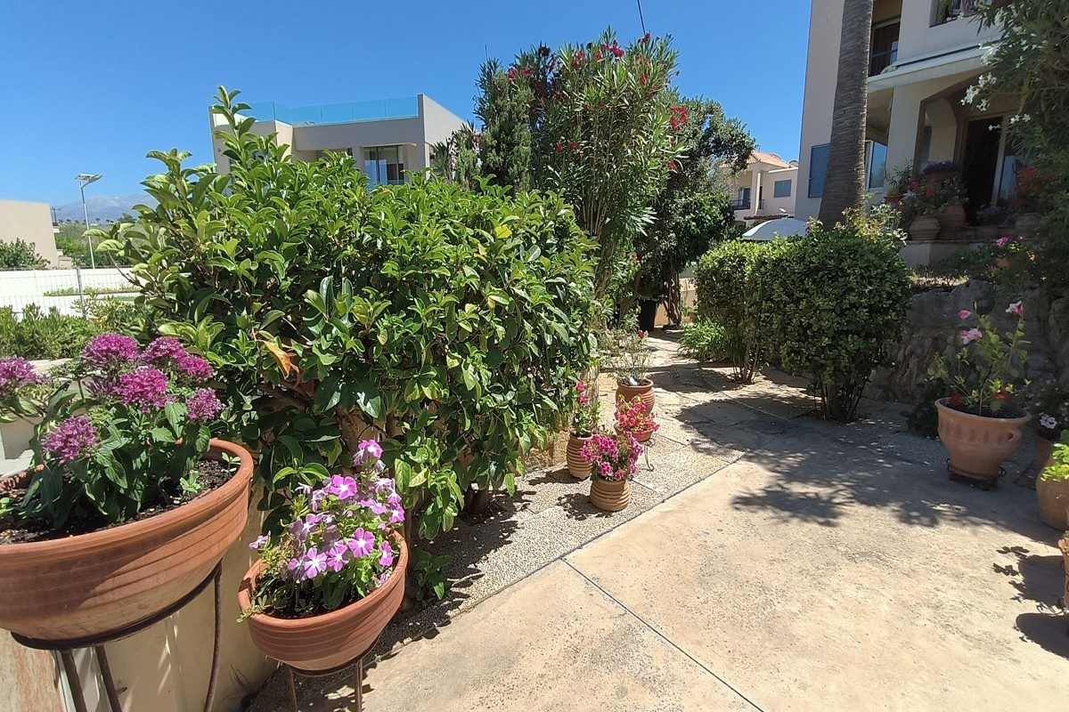 Beachfront-Furnished-Residence-in-Maleme-62.png