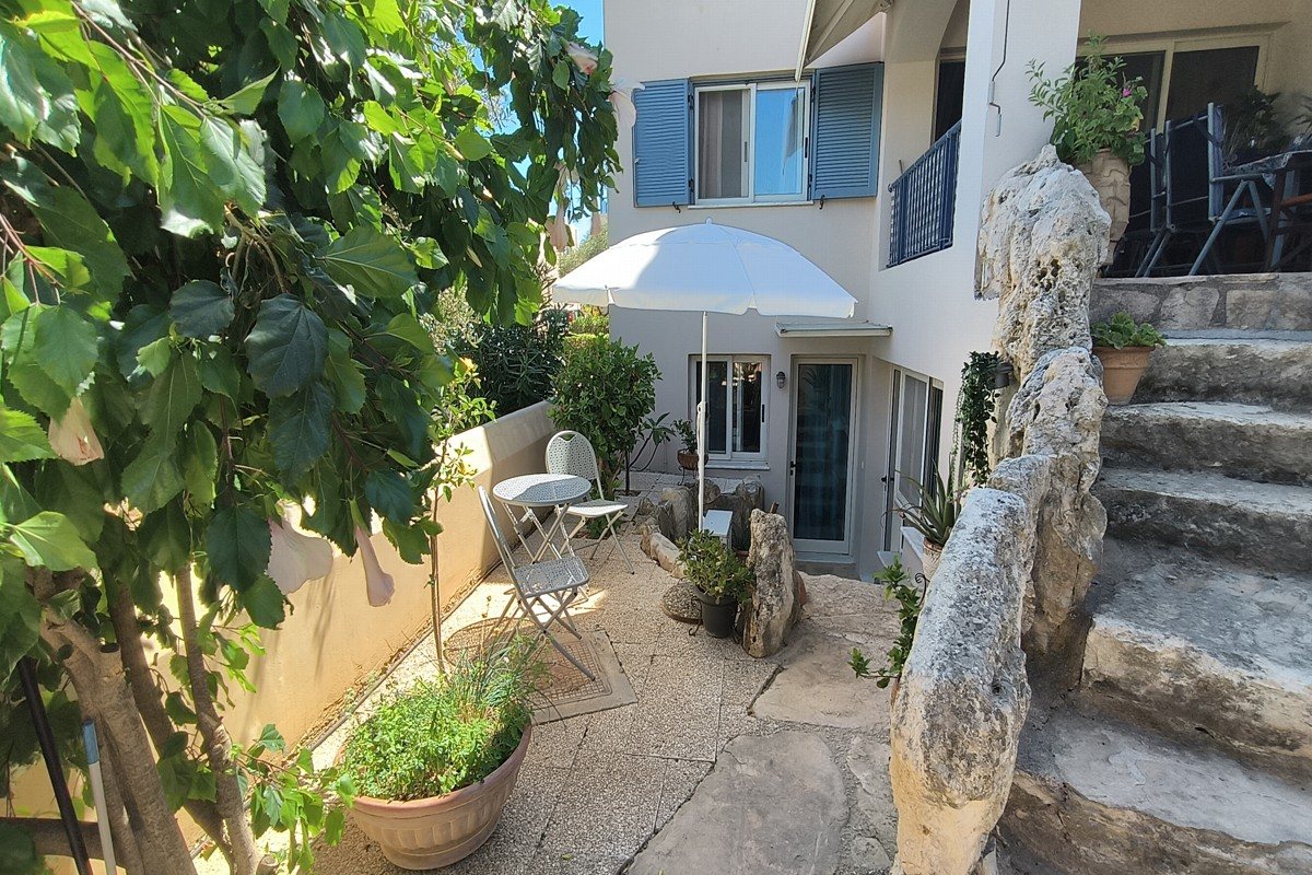 Beachfront-Furnished-Residence-in-Maleme-50.png