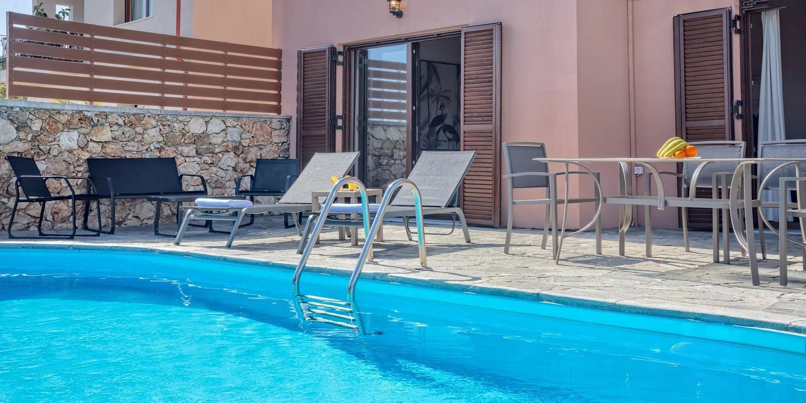 villa-for-sale-neo-chorio-12.jpg