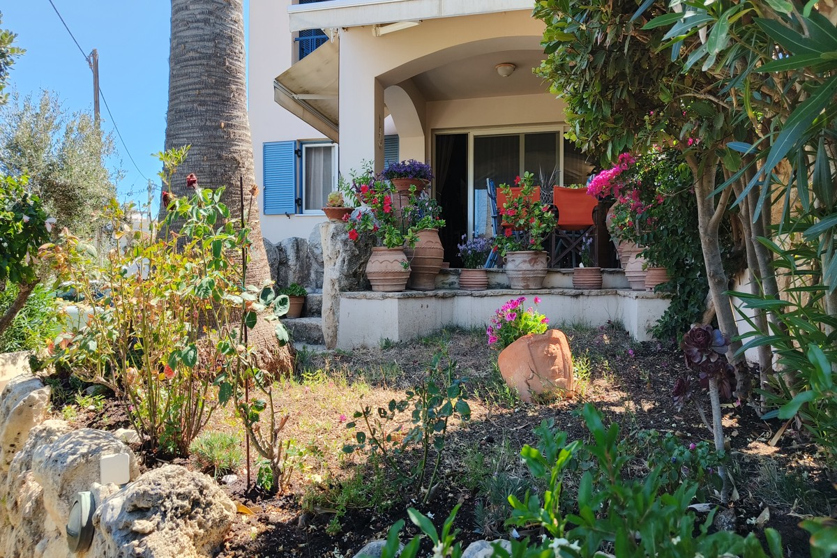 Beachfront-Furnished-Residence-in-Maleme-65.png