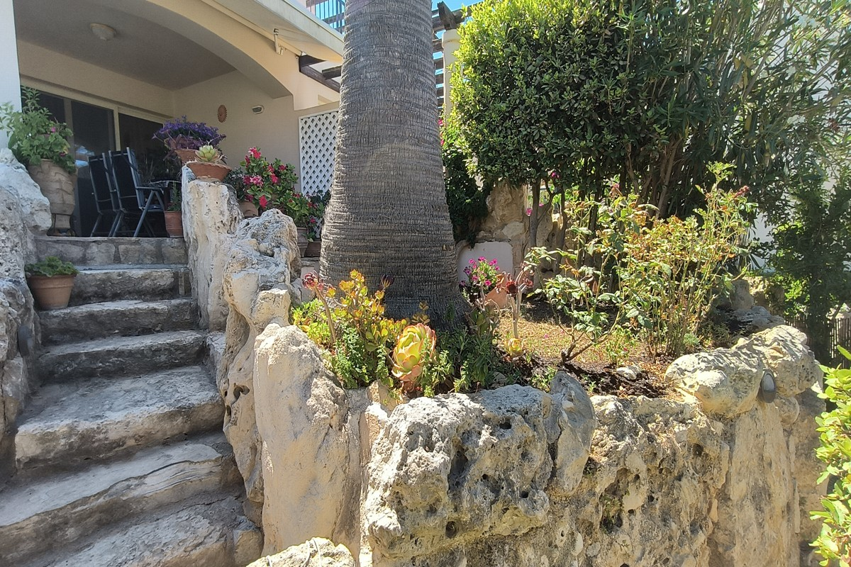 Beachfront-Furnished-Residence-in-Maleme-47.png