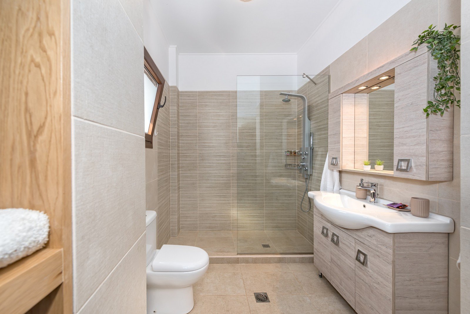 villa-for-sale-neo-chorio-48.jpg