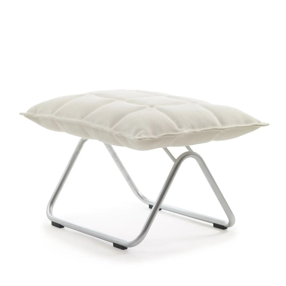 46013 Narrow k ottoman, matt chromed, tubular, upholstery Sand white